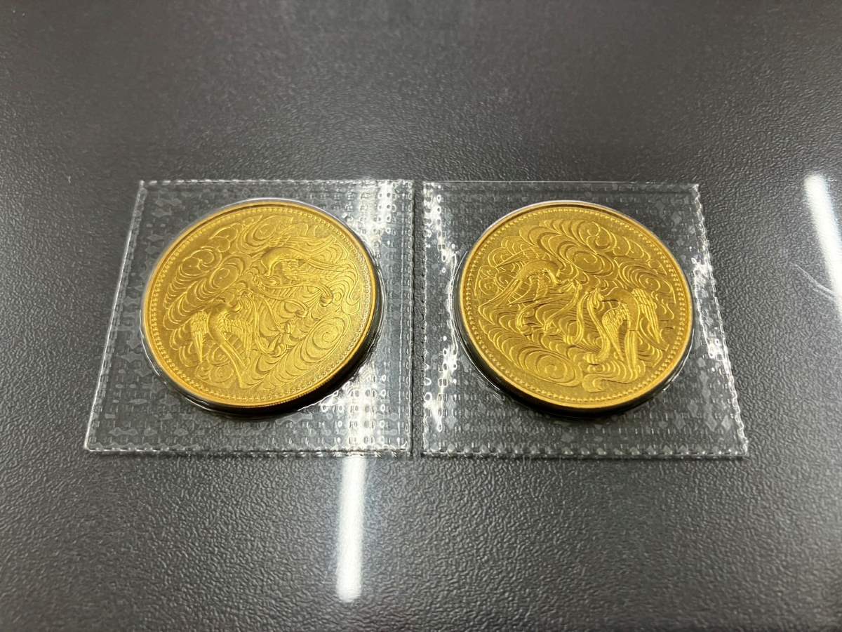 天皇陛下御在位60周年記念10万円金貨