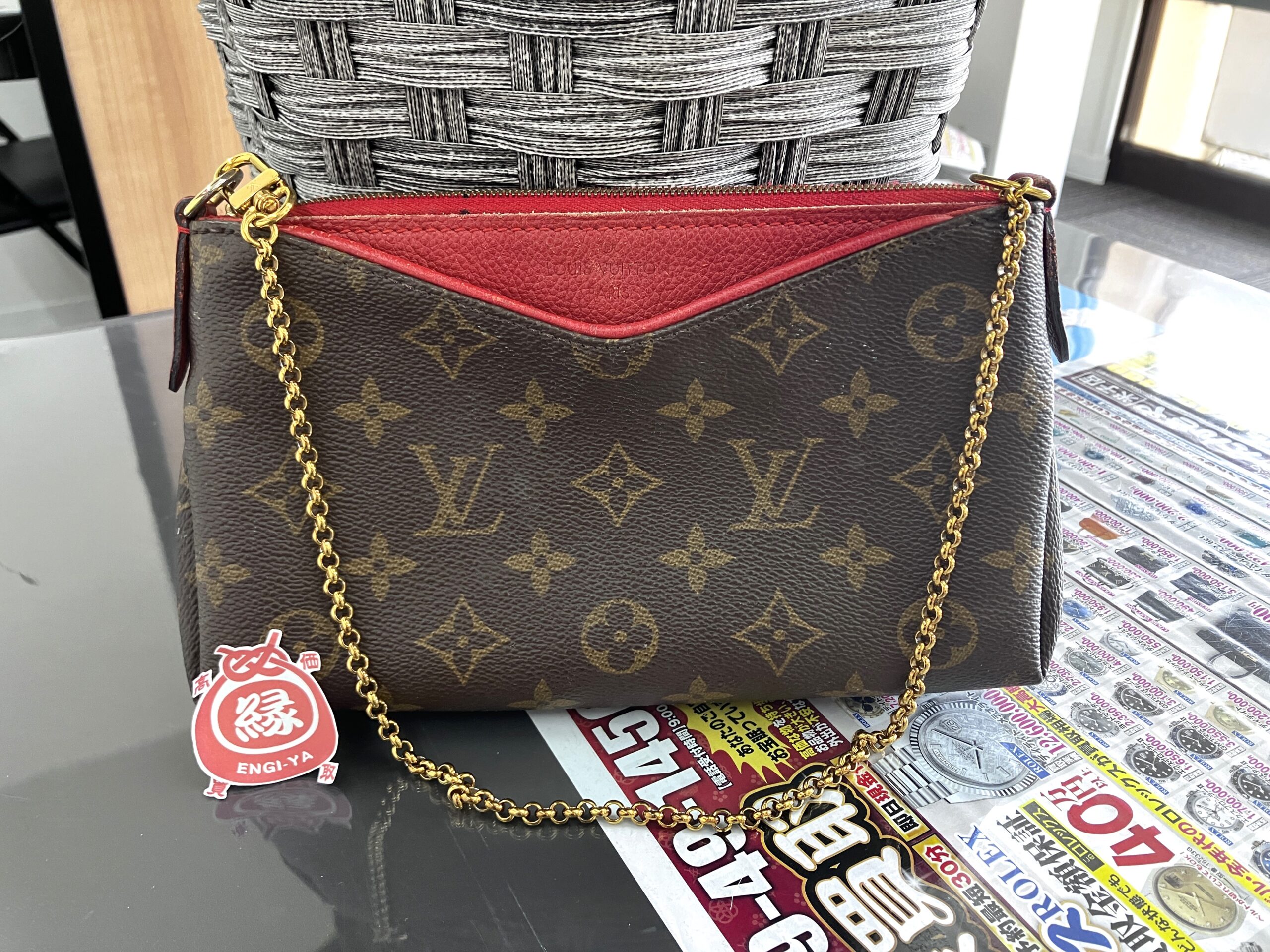 【ルイヴィトン/Louis Vuitton  パラスクラッチショルダーバック 】買取いたしました！